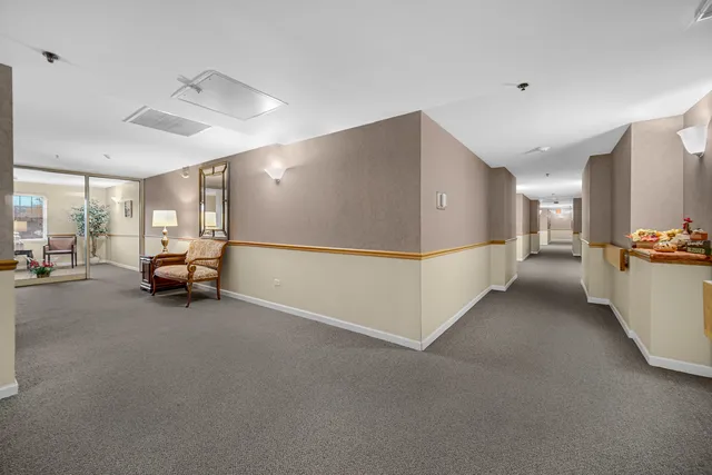 $204,000 | 1220 Depot Street, Unit 409, Glenview, IL 60025