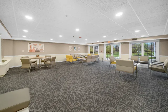 $204,000 | 1220 Depot Street, Unit 409, Glenview, IL 60025