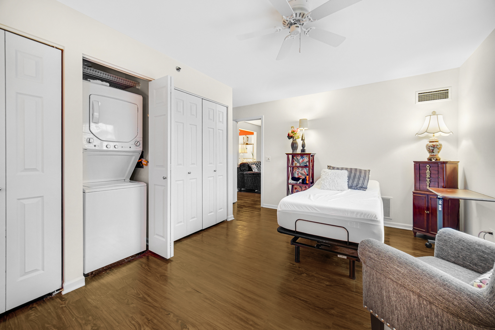 1220 Depot Street, Unit 409 Glenview, IL 60025 - Photo 10 of 18