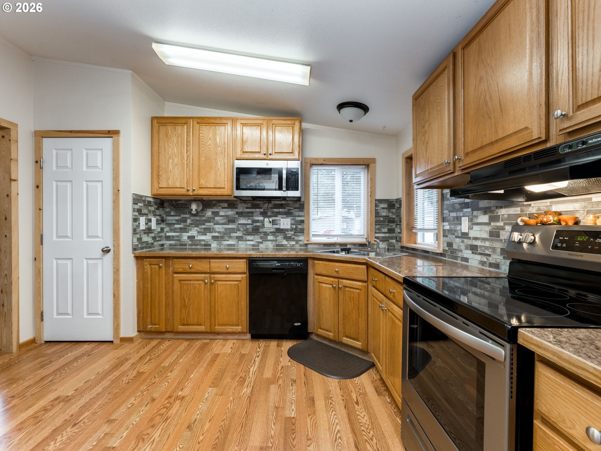 15619 Northeast Caples Road Brush Prairie, WA 98606 - Photo 10 of 39