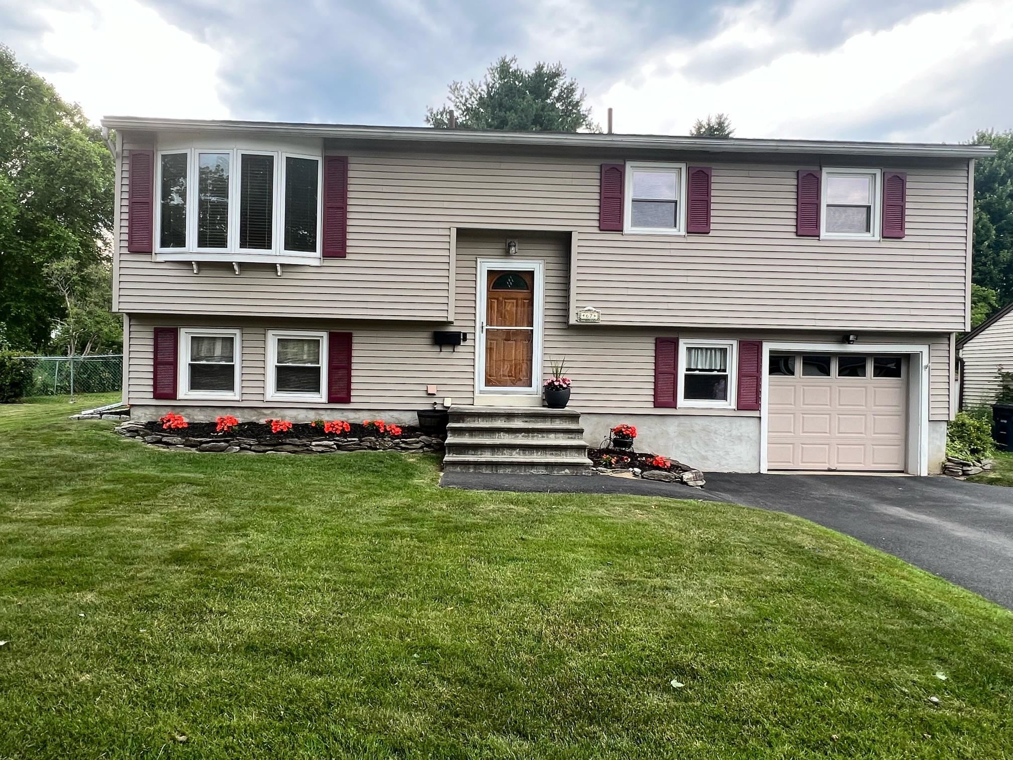 67 Faith Street Burlington, VT 05408 - Photo 1 of 28