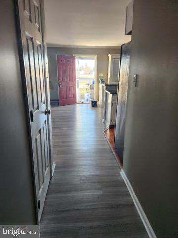 25377 Draper Road Milton, DE 19968 - Photo 5 of 8 Hallway to bedrooms and baths
