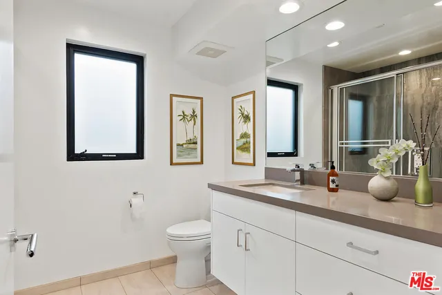 $9,500 | 1306 Cabrillo Avenue, Venice, CA 90291