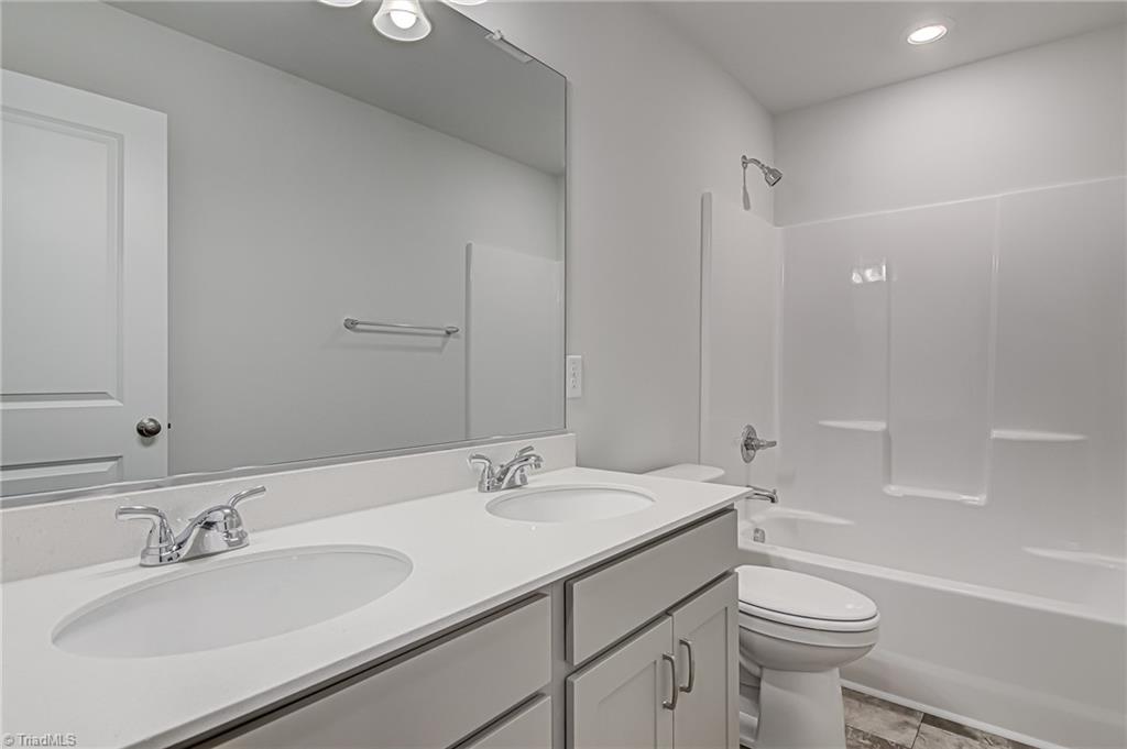 3953 Cowen Street High Point, NC 27265 - Photo 16 of 22