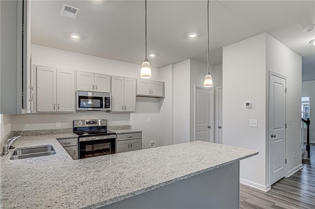 3953 Cowen Street High Point, NC 27265 - Photo 7 of 22