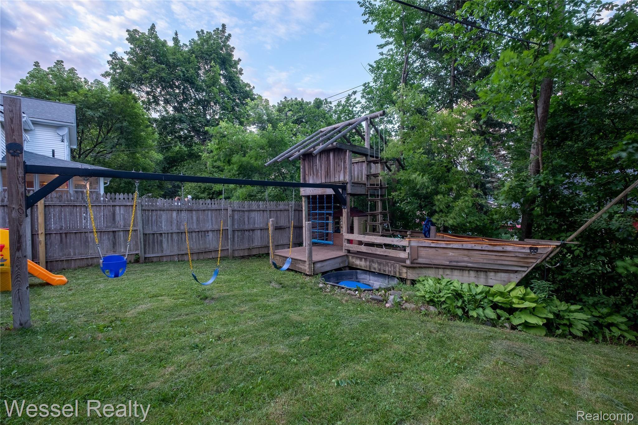 308 Prospect Street Romeo, MI 48065 - Photo 38 of 38 Prospect-101.jpg