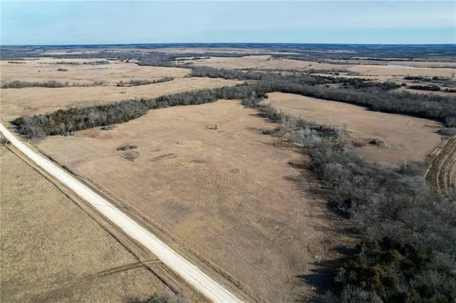 $726,480 | 0 Sodbuster Road, Harveyville, KS 66431