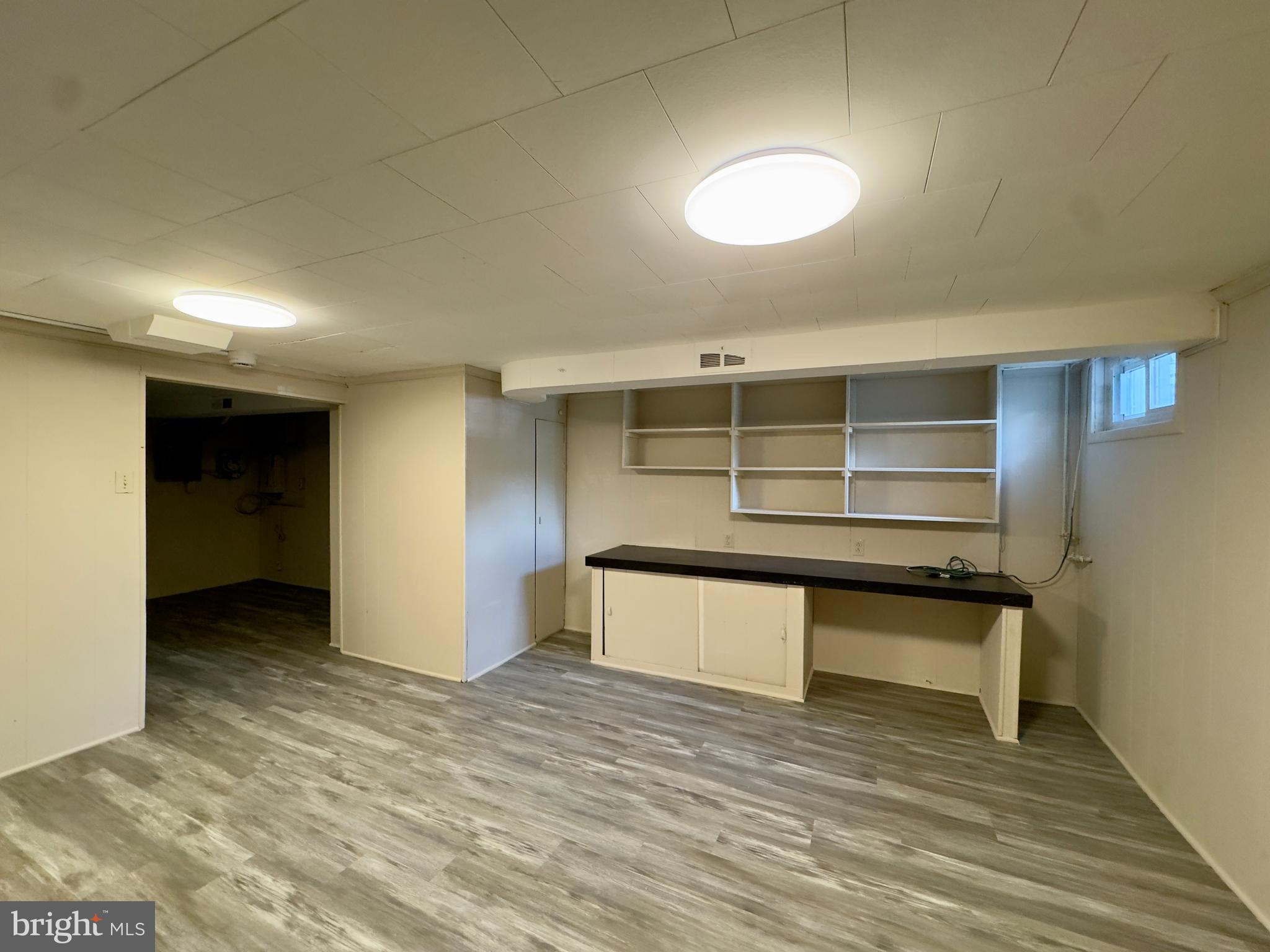 433 Oakwood Road Baltimore, MD 21222 - Photo 7 of 17