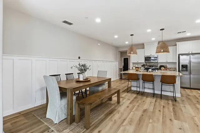 $2,950 | 9217 Hourglass Circle, Roseville, CA 95747