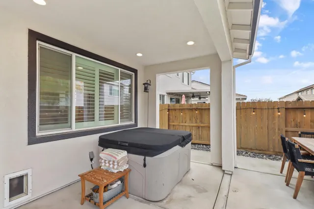 $2,950 | 9217 Hourglass Circle, Roseville, CA 95747