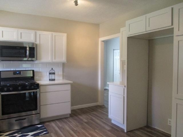 141 Edmonds Road Battle Creek, MI 49017 - Photo 7 of 24 kitchen 2