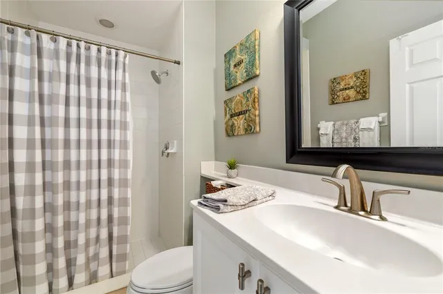 $650,000 | 8307 Planters Knoll Terrace, University Park, FL 34201