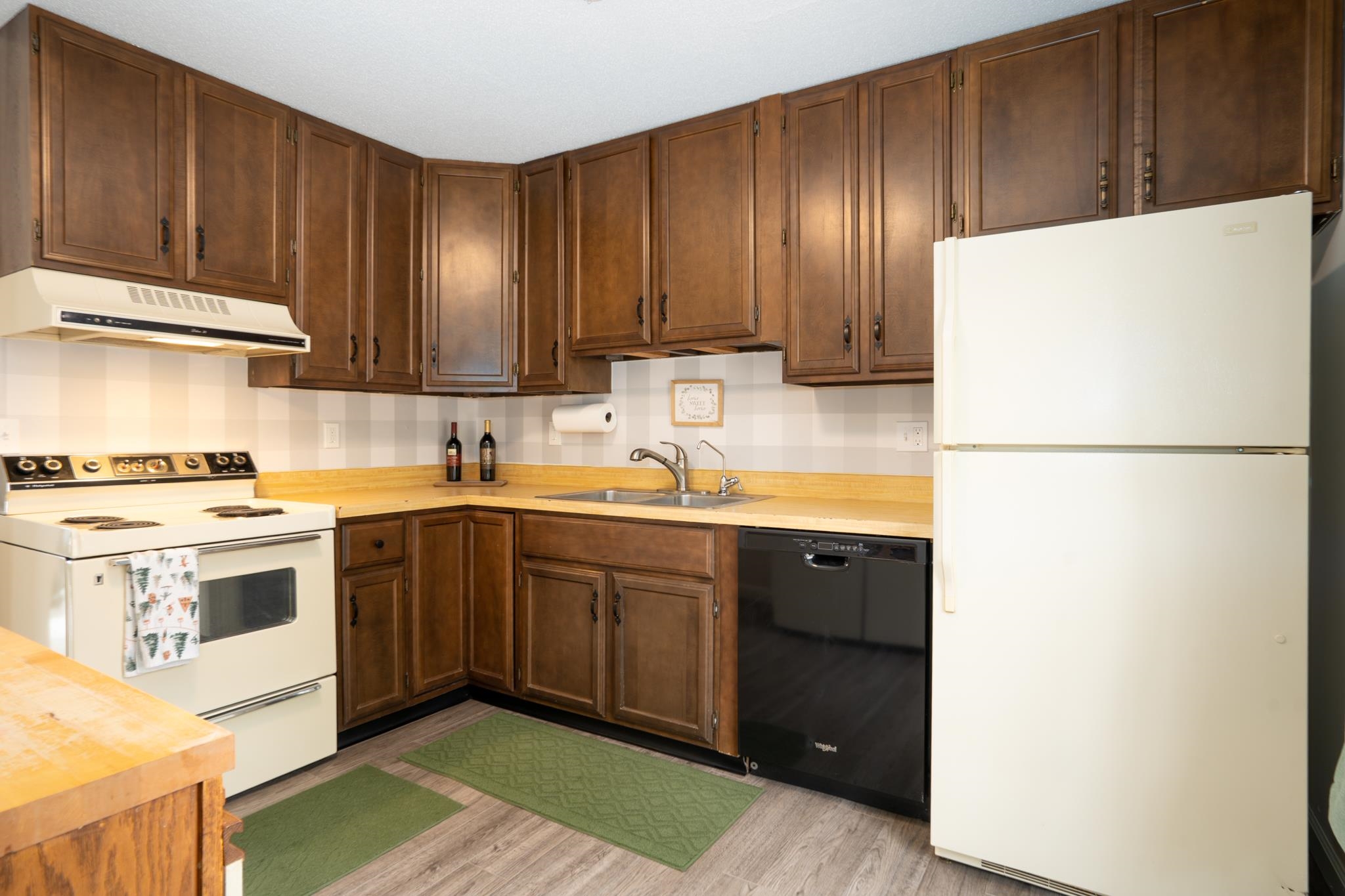 4 Pearl Buck Drive Winhall, VT 05340 - Photo 10 of 39