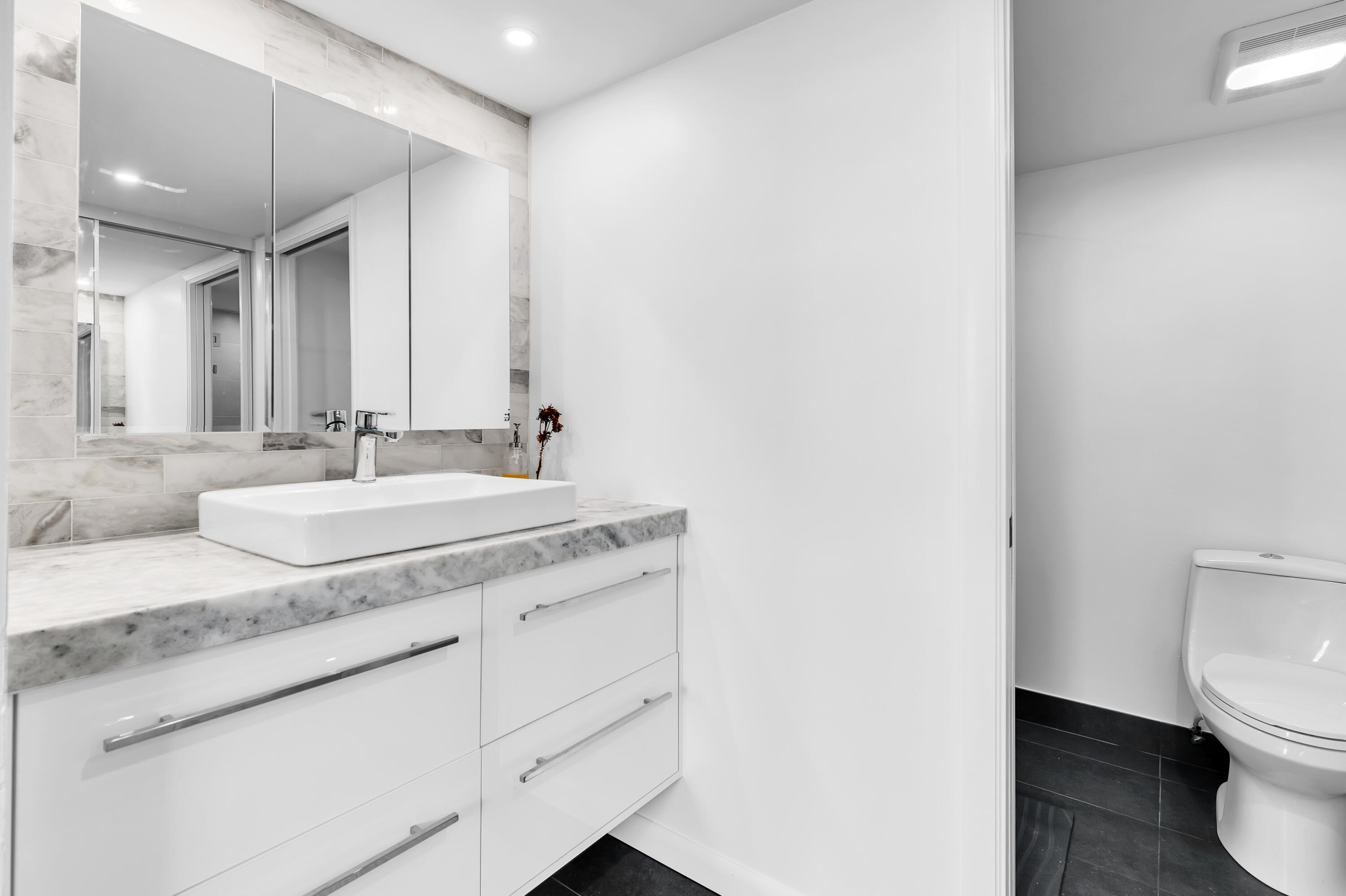 6049 Balboa Circle, Unit 403 Boca Raton, FL 33433 - Photo 14 of 20 6049-16