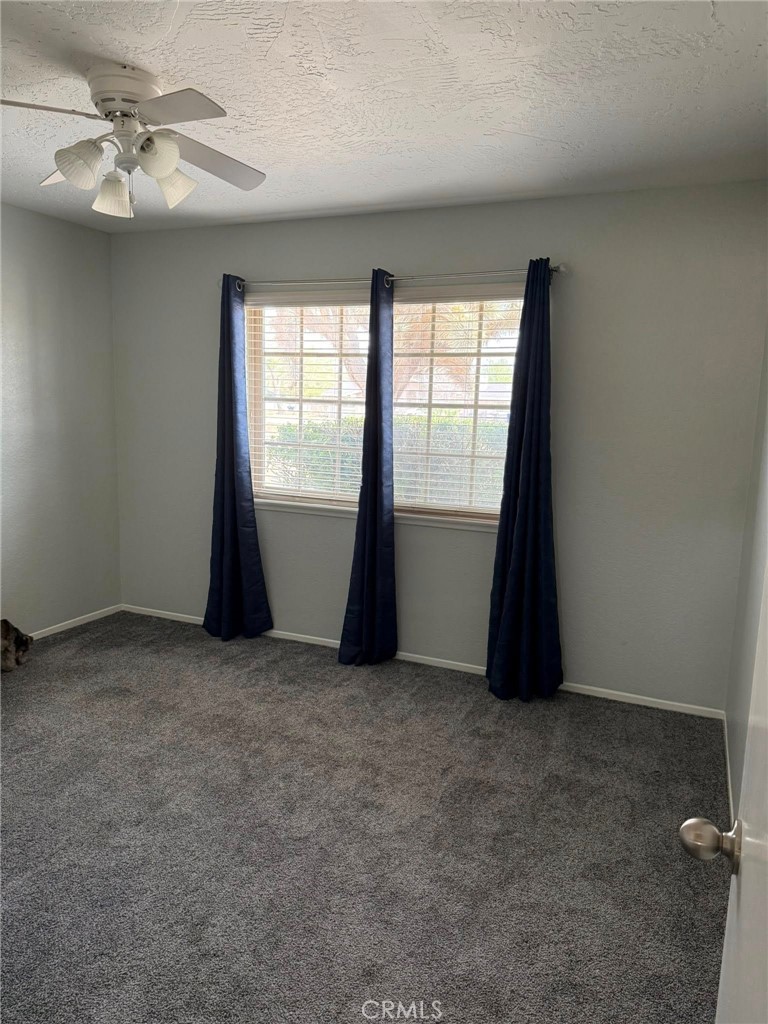 14040 Hopi Road Apple Valley, CA 92307 - Photo 16 of 21