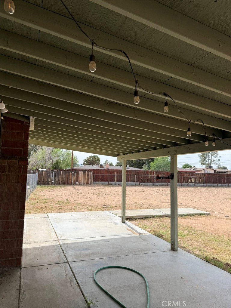 14040 Hopi Road Apple Valley, CA 92307 - Photo 19 of 21
