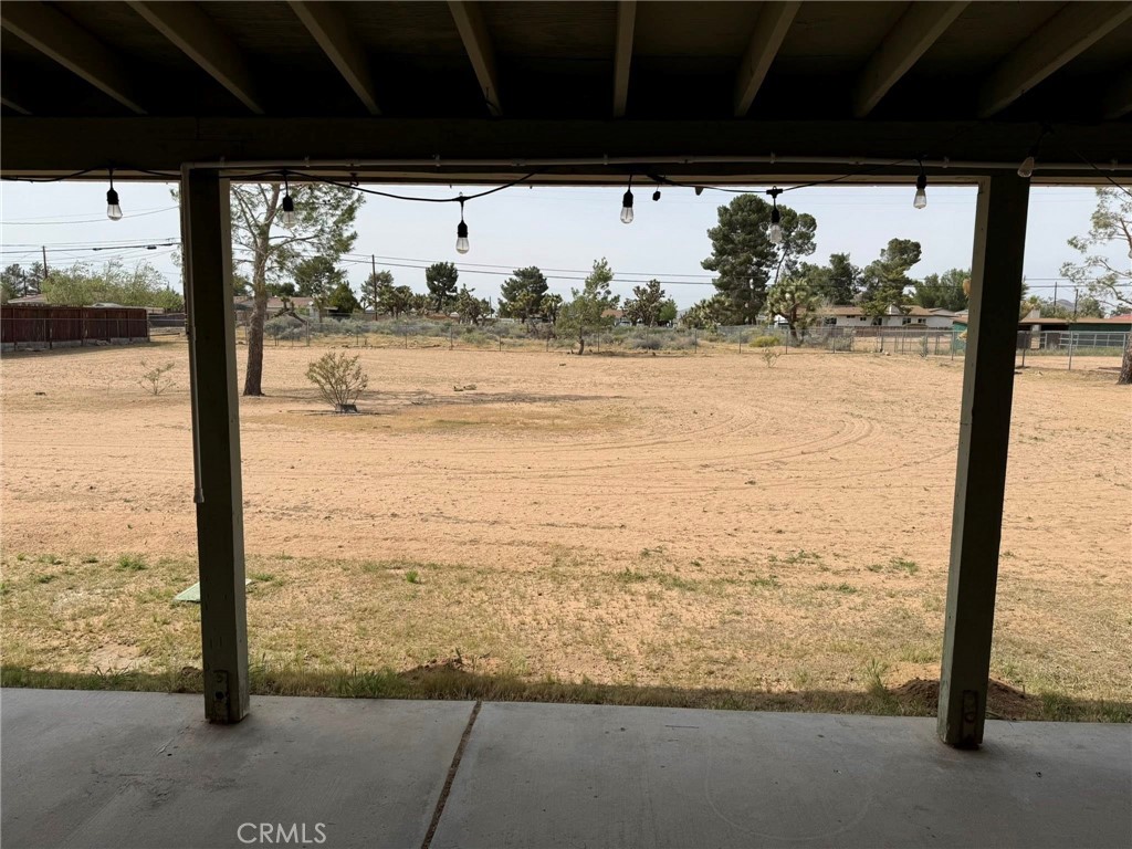 14040 Hopi Road Apple Valley, CA 92307 - Photo 20 of 21