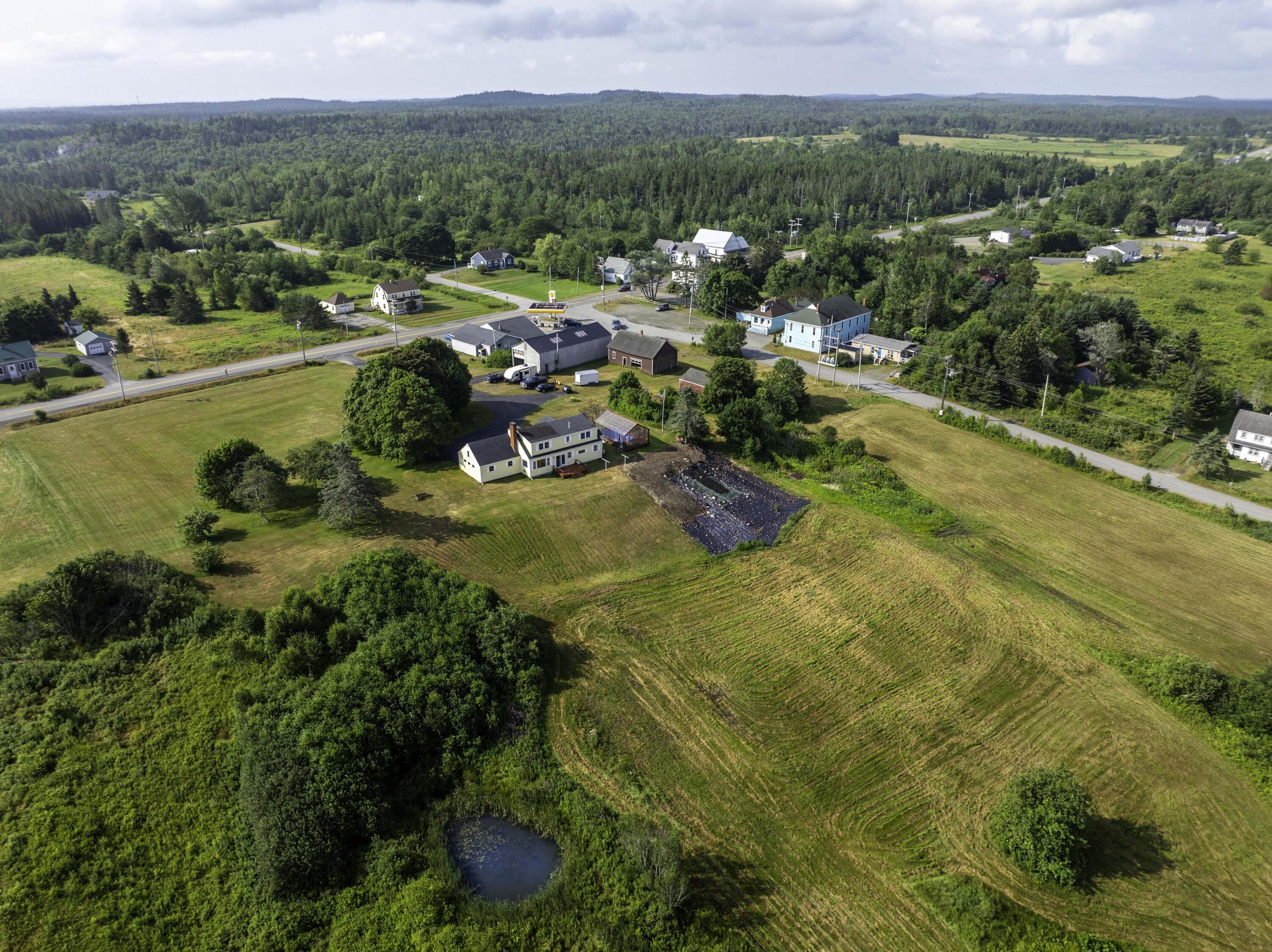 253 County Road Lubec, ME 04652 - Photo 4 of 52 253 County Road, Lubec (14 of 54)