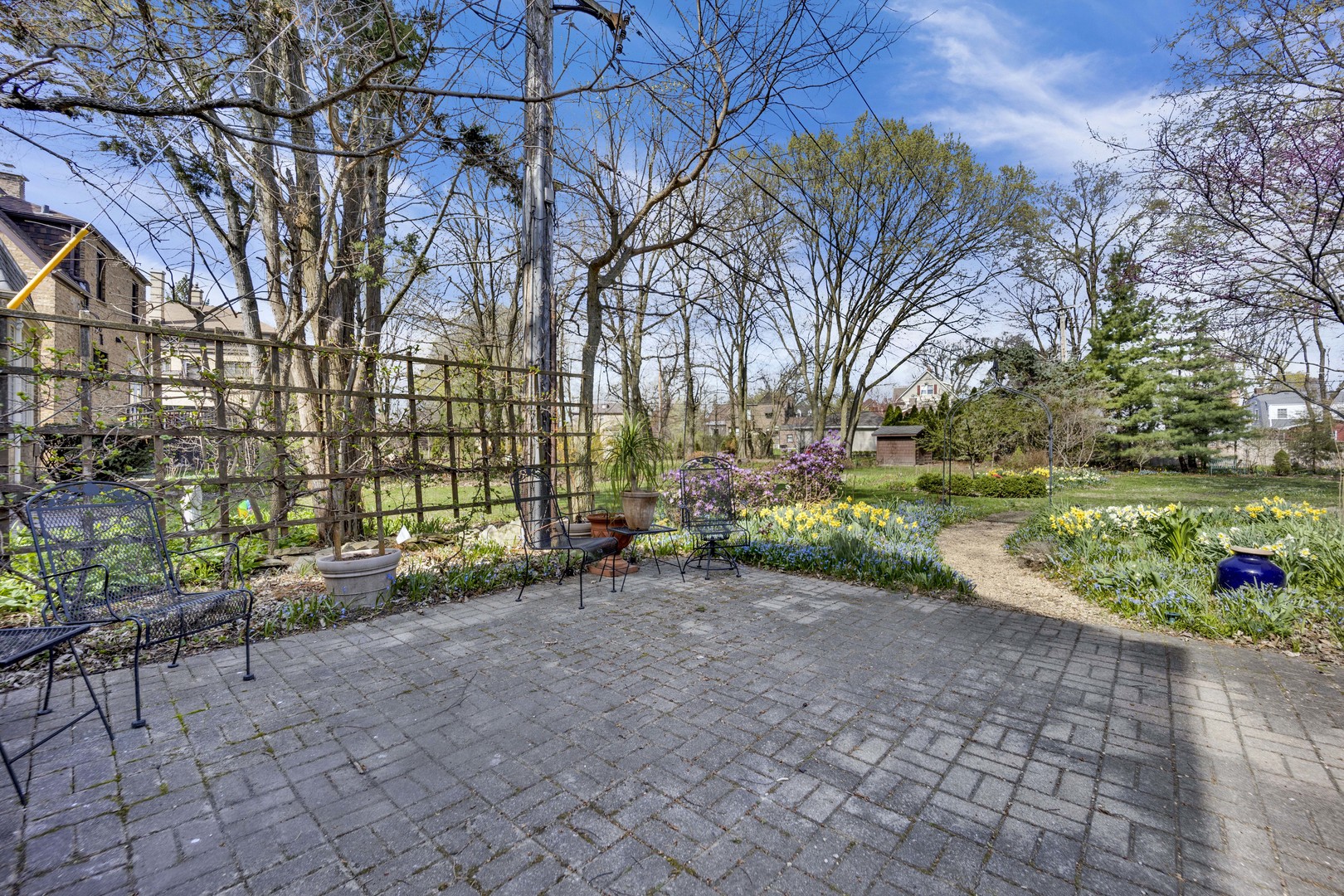 362 Audubon Road Riverside, IL 60546 - Photo 34 of 39 a view of a backyard with large trees