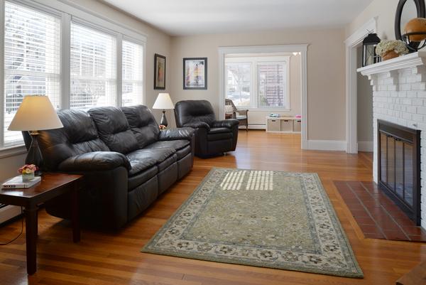 41 Nason Road Swampscott, MA 01907 - Photo 4 of 27 Gallery Image 4