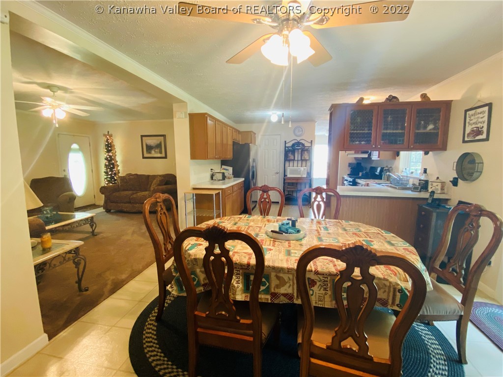 8042 Gay Road Gay, WV 25244 - Photo 8 of 50 Gallery Image 8