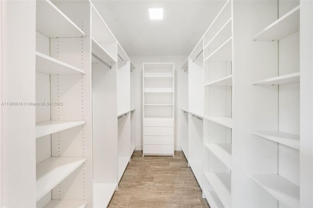 $962,000 | 2421 Northeast 45th Street, Lighthouse Point, FL 33064