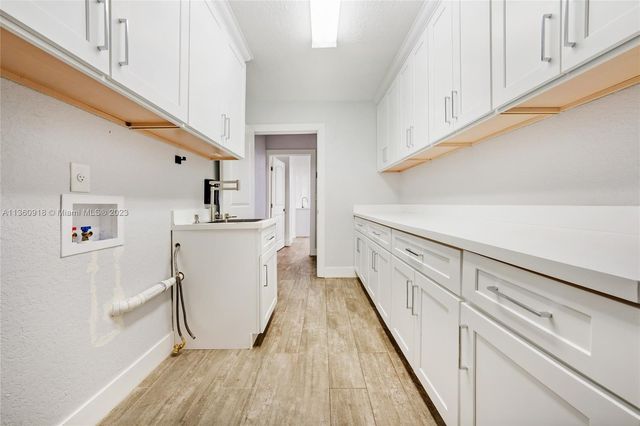 $962,000 | 2421 Northeast 45th Street, Lighthouse Point, FL 33064