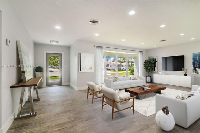 $962,000 | 2421 Northeast 45th Street, Lighthouse Point, FL 33064