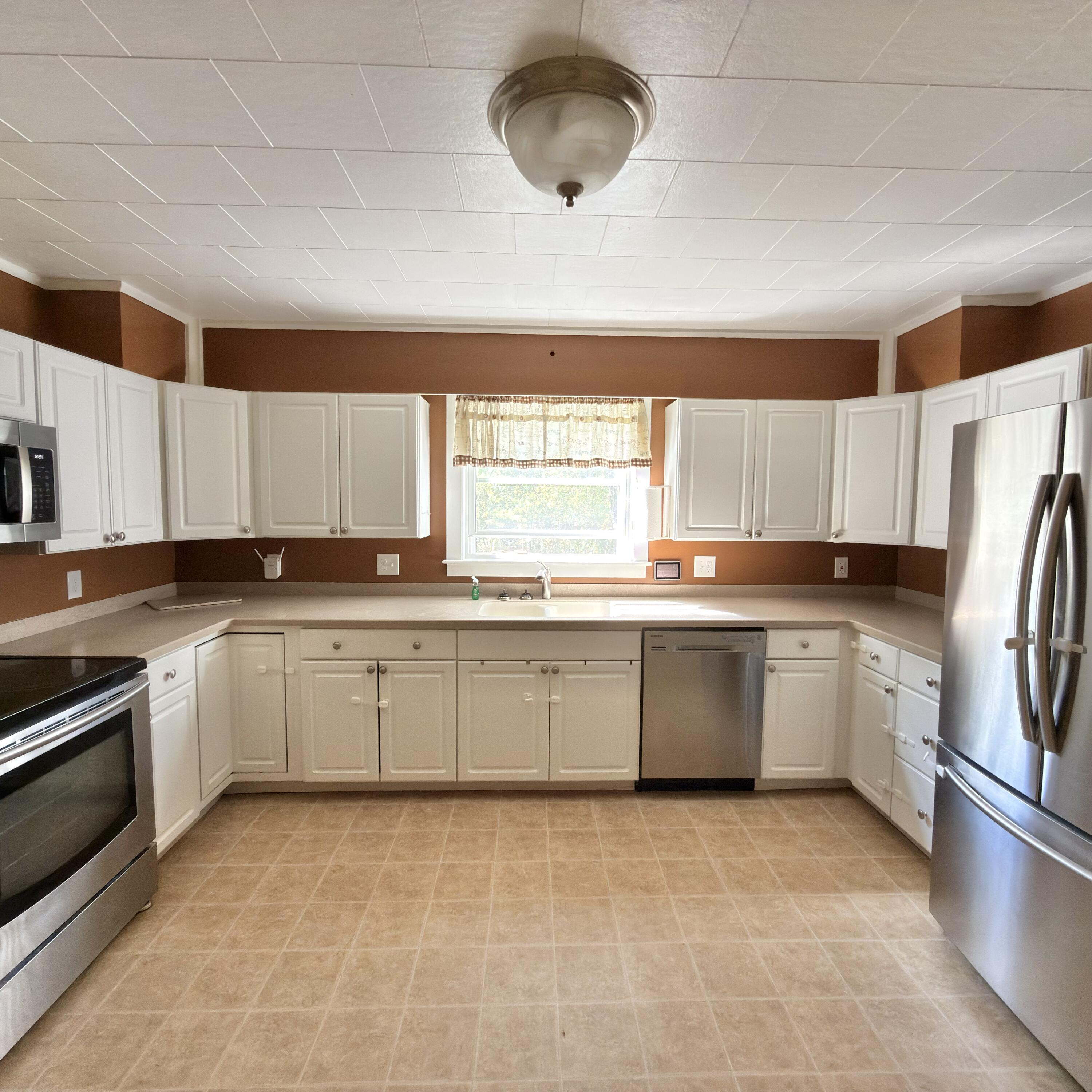558 Blackstream Road Hermon, ME 04401 - Photo 9 of 33 558 Blackstream Road