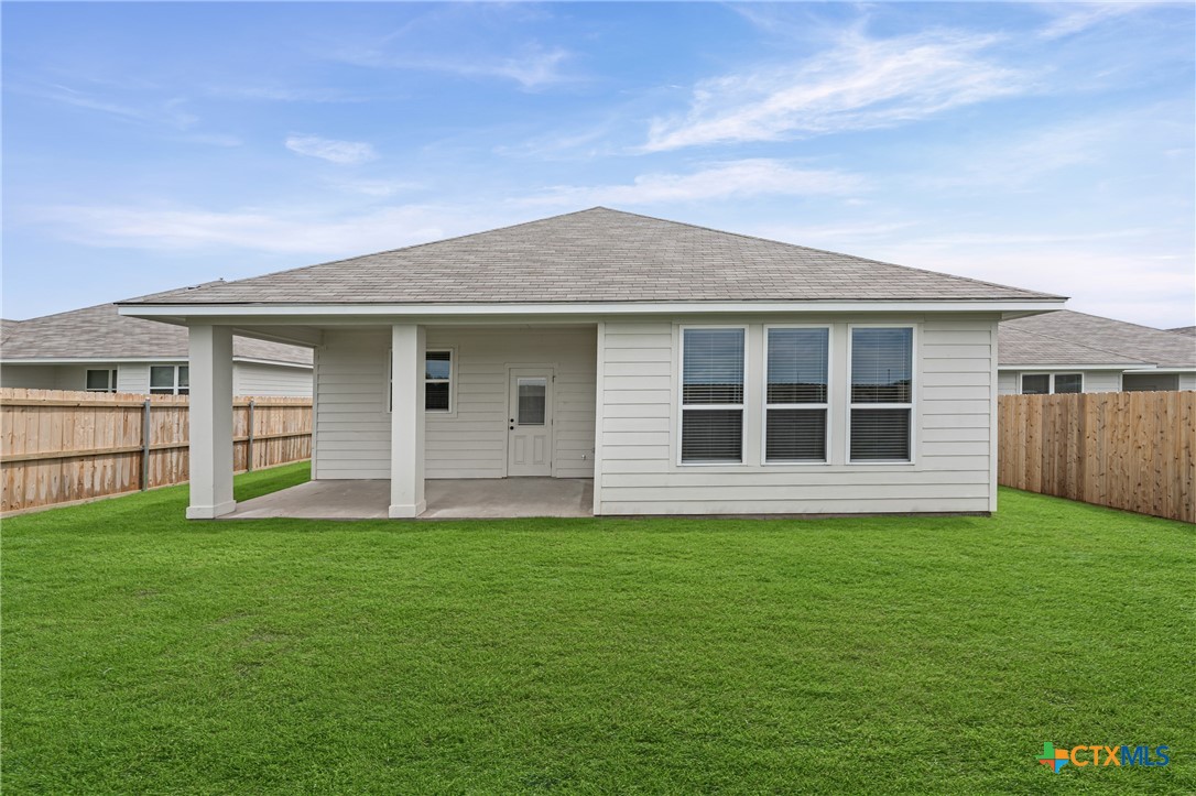 8019 Pineridge Way Temple, TX 76502 - Photo 32 of 32 a house view with a garden space