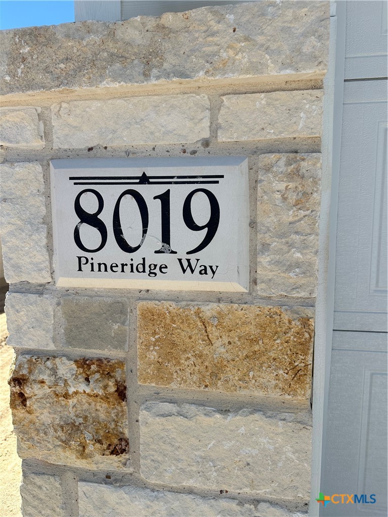 8019 Pineridge Way Temple, TX 76502 - Photo 4 of 32 a view of a sign board