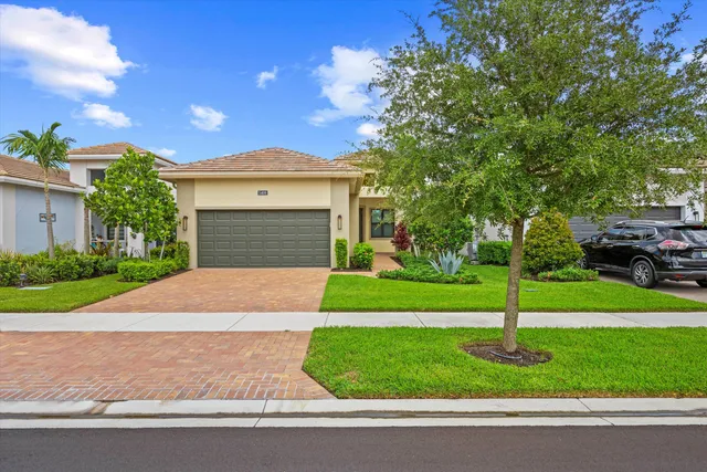 $3,400 | 5409 Santa Rosa Lane, Westlake, FL 33470