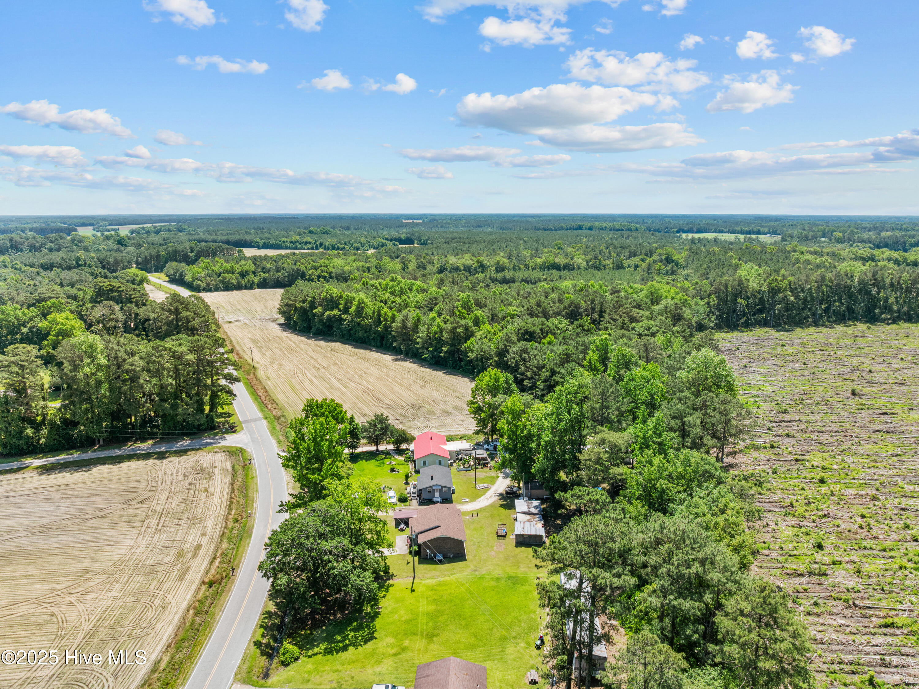 323 Alexander Rouse Road Kinston, NC 28504 - Photo 24 of 34 DJI_20250519113643_0004_D