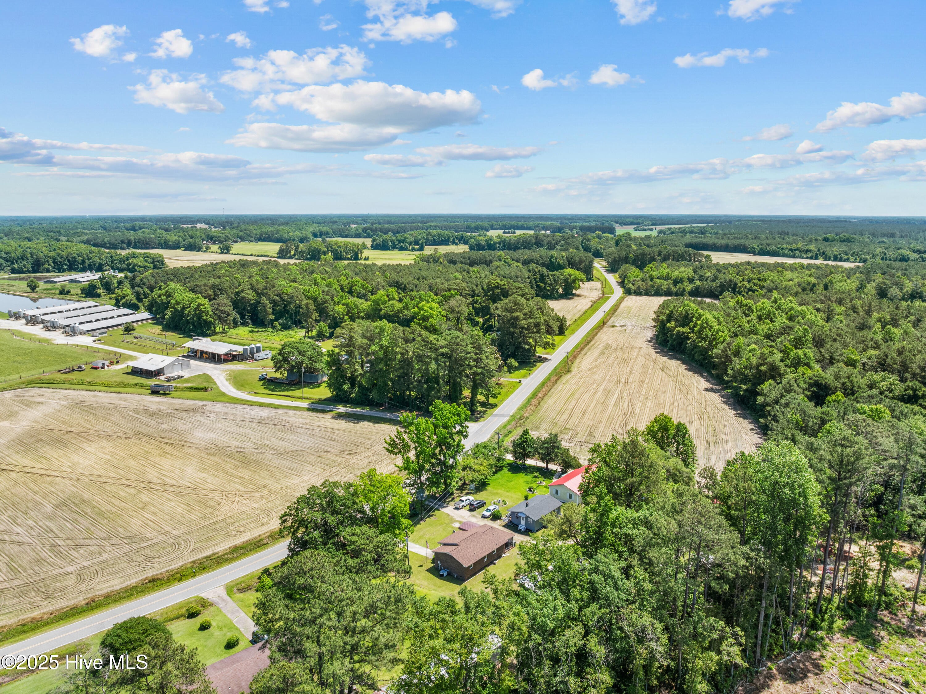 323 Alexander Rouse Road Kinston, NC 28504 - Photo 26 of 34 DJI_20250519113658_0005_D
