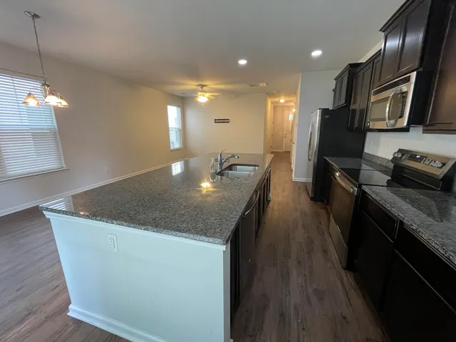 $2,095 | 4983 Hay Bale Court, Summerville, SC 29485