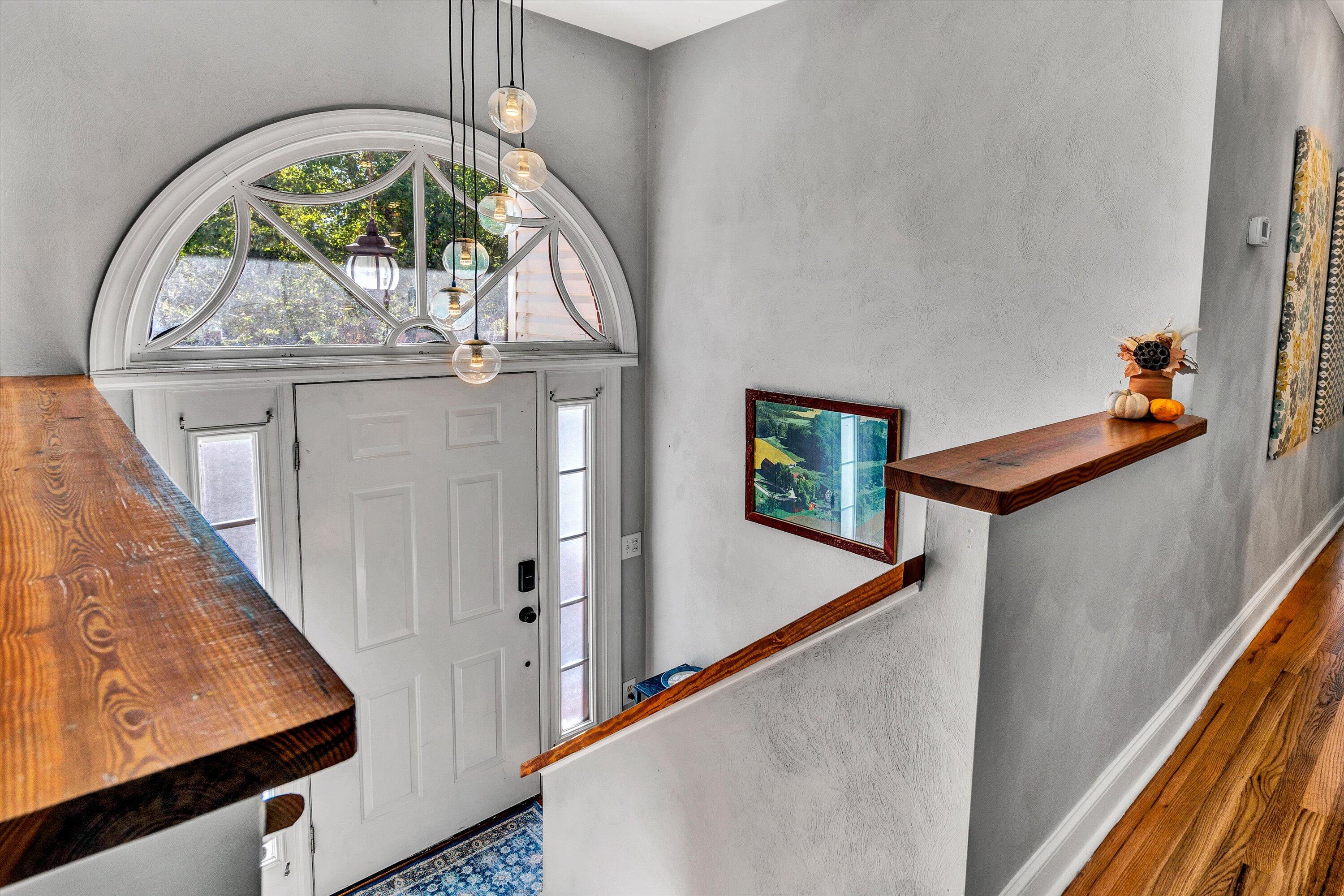113 Aftons Meadow Road Vinton, VA 24179 - Photo 5 of 36 Foyer