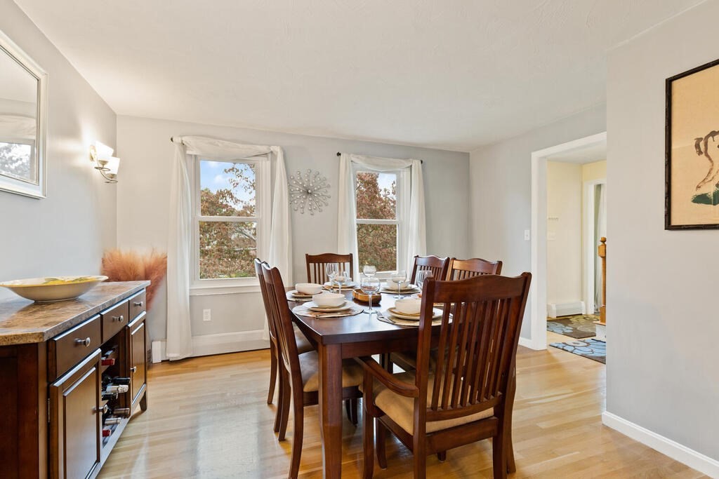 25 Hillcrest Road Marlborough, MA 01752 - Photo 6 of 28 Gallery Image 6