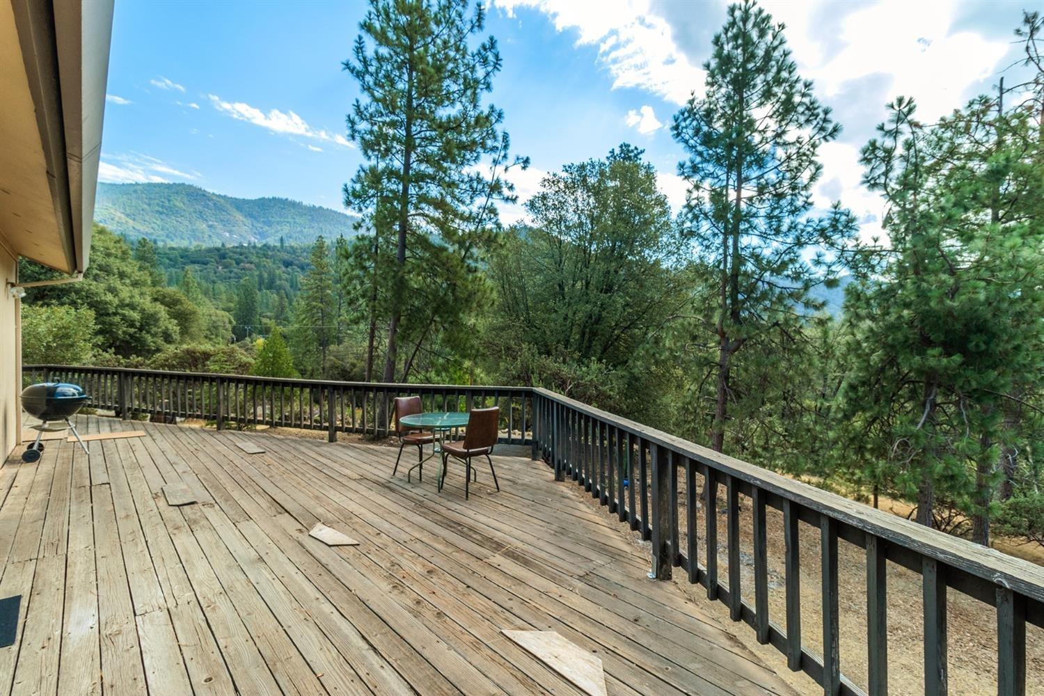 2356 Parmabelle Road Mariposa, CA 95338 - Photo 22 of 28 Mountain views from the deck.