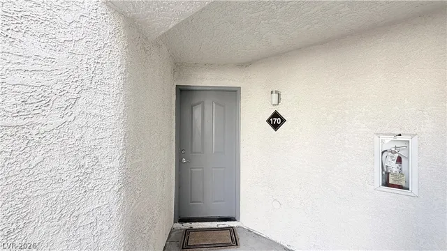 $1,450 | 8455 West Sahara Avenue, Unit 170, Las Vegas, NV 89117