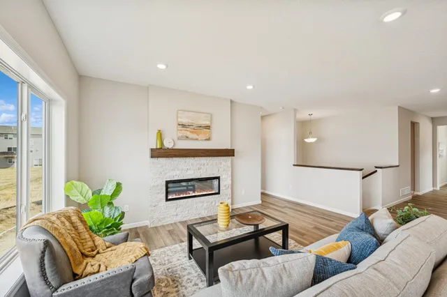 $434,900 | 7804 Bridgewater Court, Greenfield, MN 55373