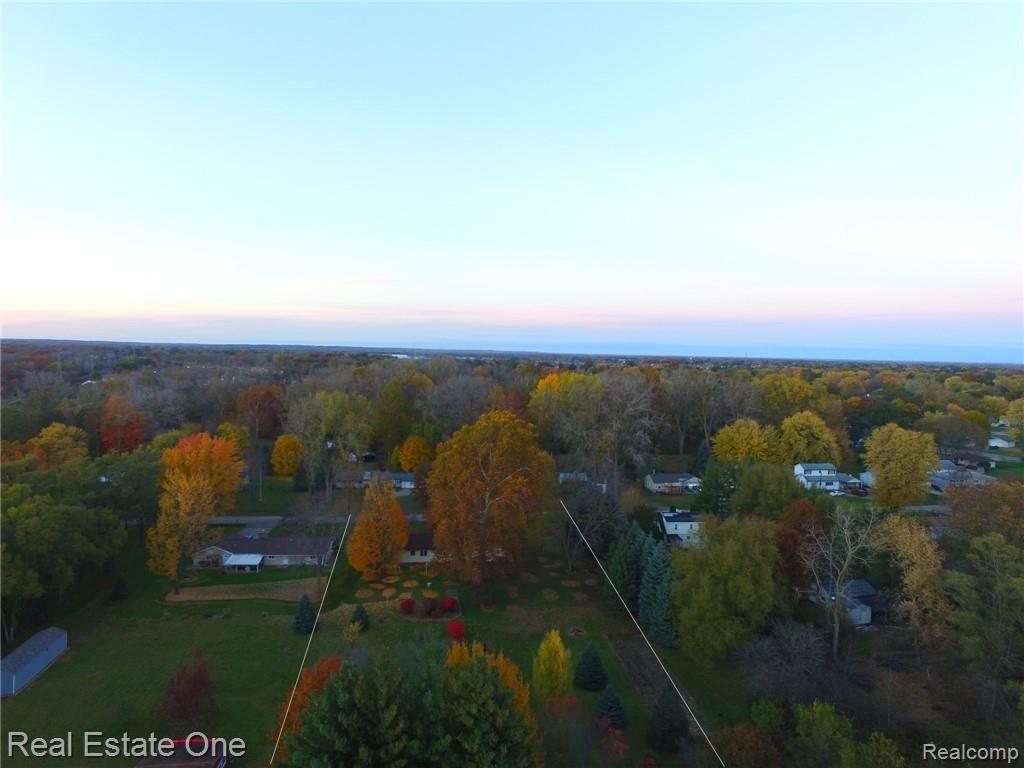 6600 Mayfair Road Utica, MI 48317 - Photo 2 of 47