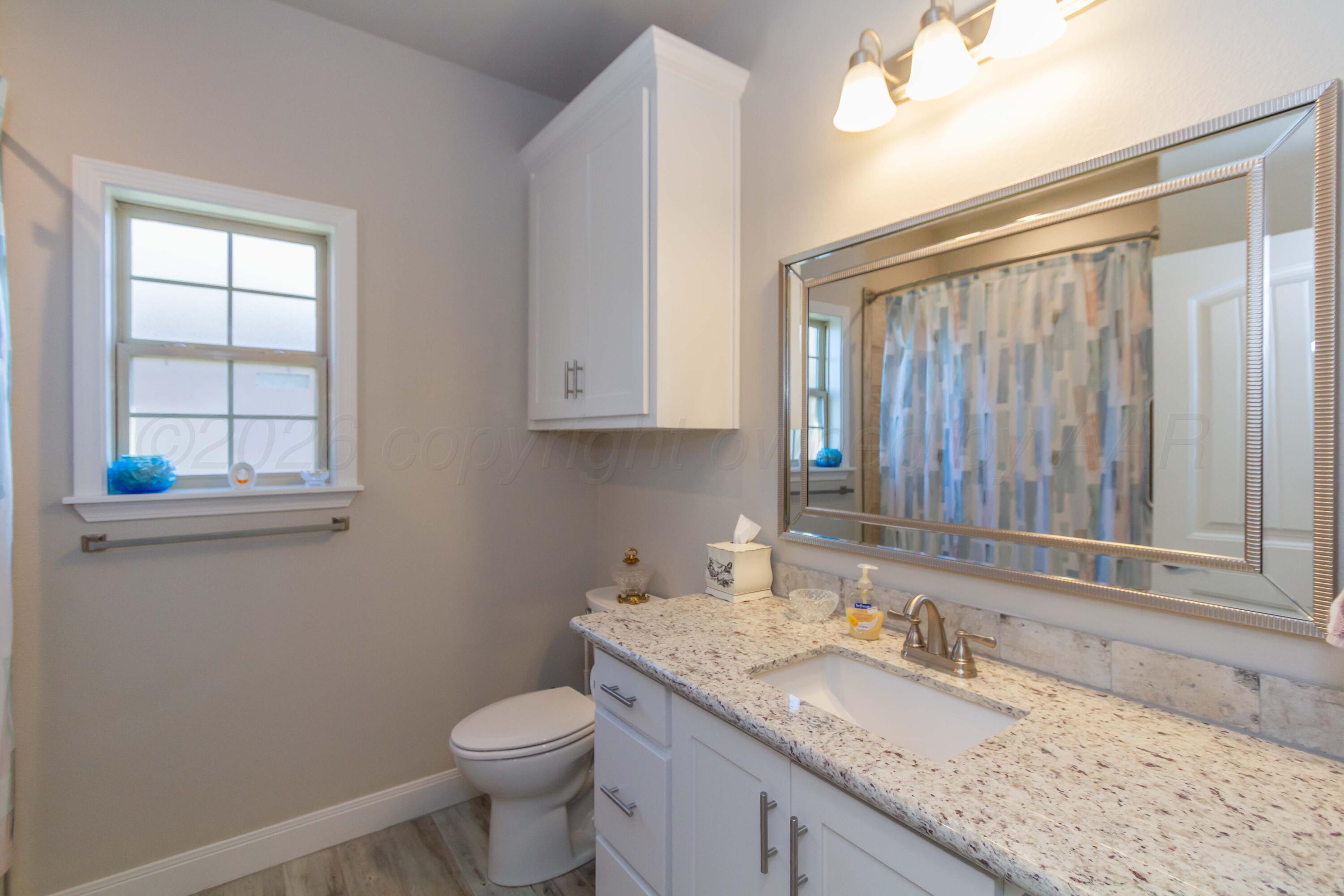 6909 Tatum Circle Amarillo, TX 79119 - Photo 24 of 33 BATHROOM 2 VIEW 1