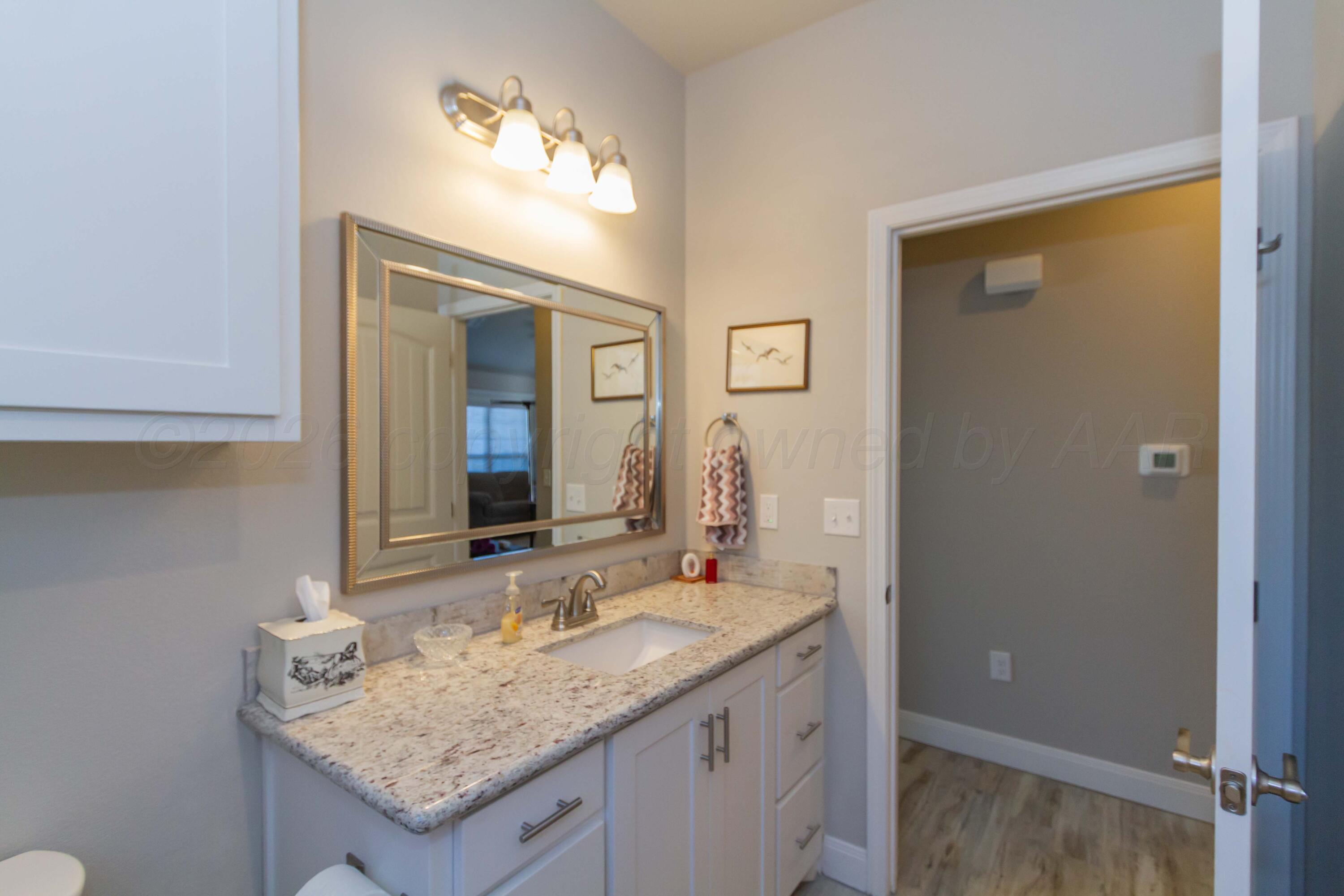 6909 Tatum Circle Amarillo, TX 79119 - Photo 26 of 33 BATHROOM 2 VIEW 3