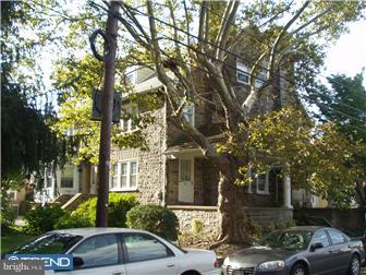 48 Chatham Road Upper Darby, PA 19082 - Photo 2 of 9