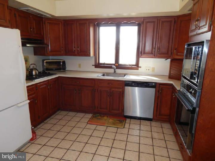 372 Stony Run Road Spring City, PA 19475 - Photo 3 of 21