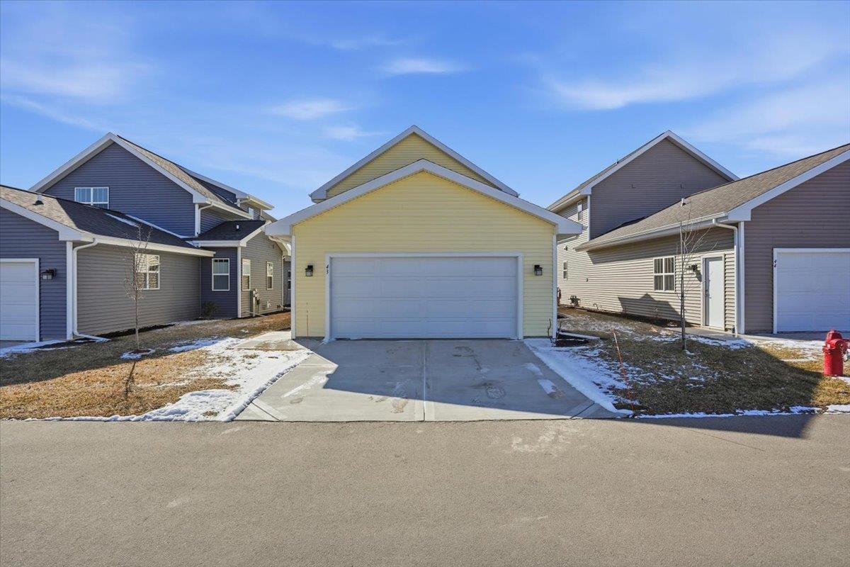 43 Windflower Way Mount Horeb, WI 53572 - Photo 35 of 38