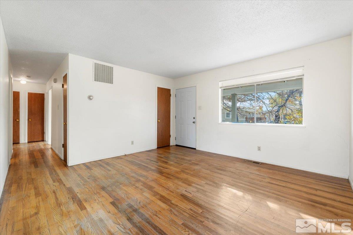 3210 Heights Drive Reno, NV 89503 - Photo 6 of 30 Photo 6