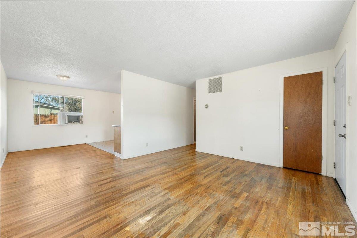 3210 Heights Drive Reno, NV 89503 - Photo 7 of 30 Photo 7
