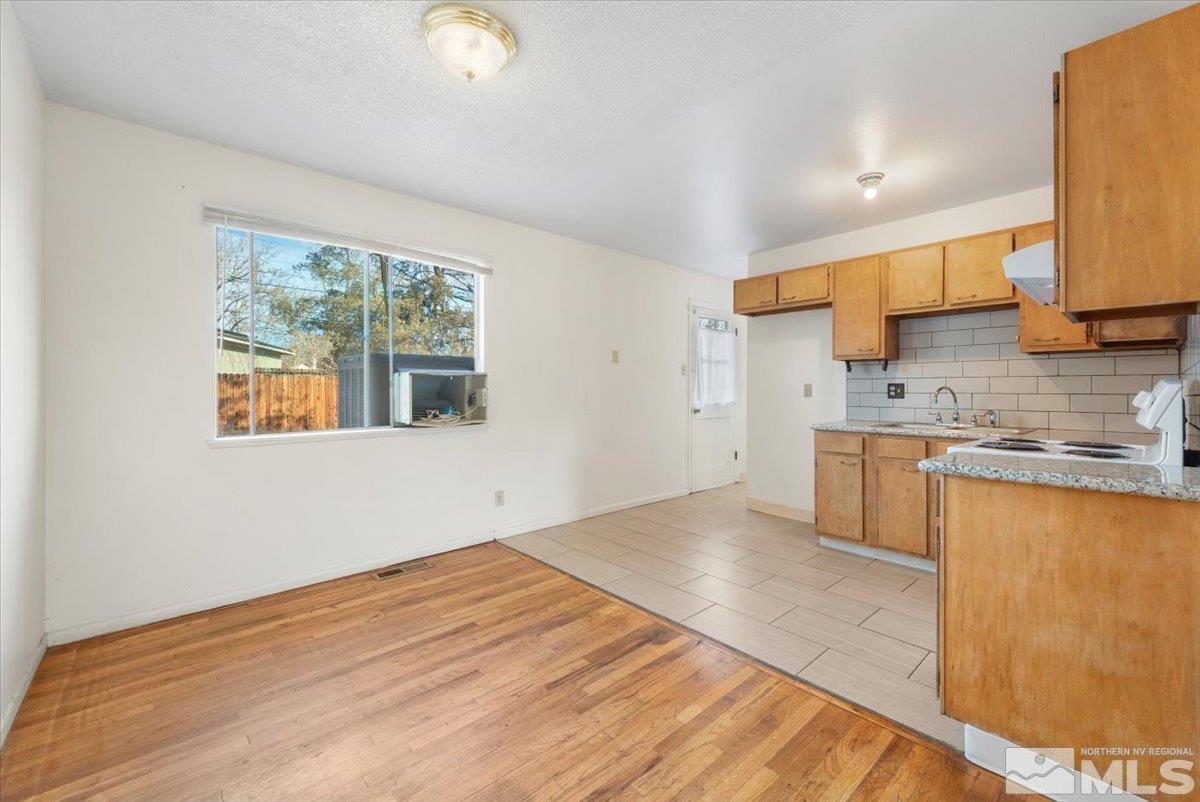 3210 Heights Drive Reno, NV 89503 - Photo 9 of 30 Photo 9
