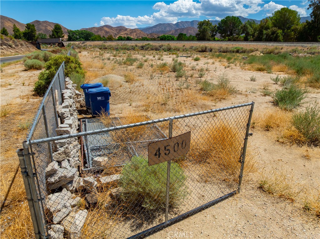 0 Crown Valley Rd Vista Acton, CA 93510 - Photo 11 of 19 a view of a lake from a balcony